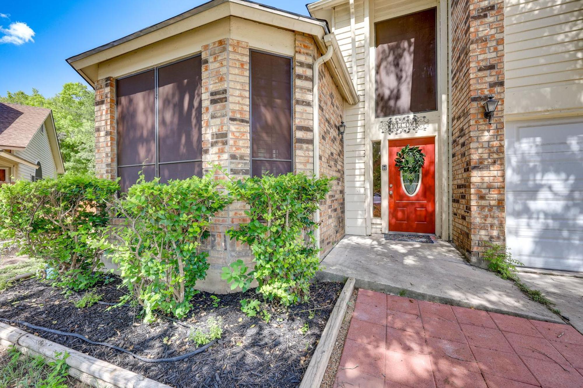 Spacious San Antonio Home Google Fiber, Game Room Экстерьер фото