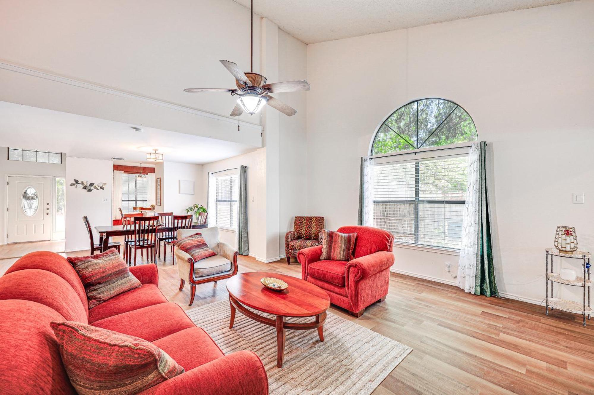 Spacious San Antonio Home Google Fiber, Game Room Экстерьер фото